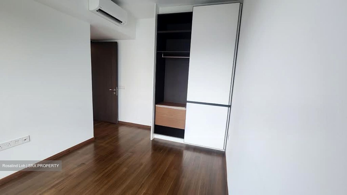 Royalgreen (D10), Condominium #570157191